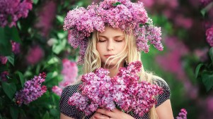 Лучшие женские духи для весны - ТОП 12
